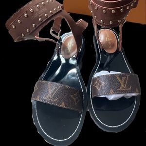 Luxury Brand Womens Sandals Size 6.5 / 7 US Women